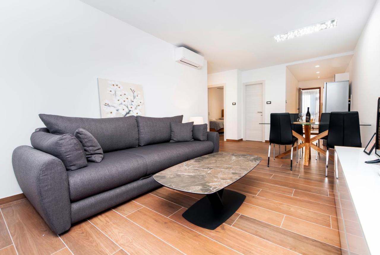 Apartments Sanja-New Renovated Rovinj Kültér fotó