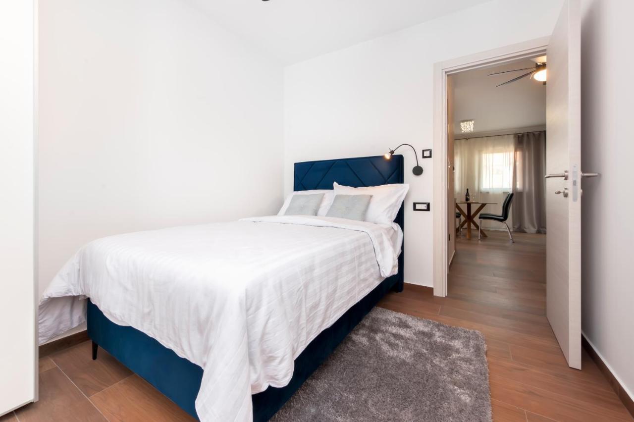 Apartments Sanja-New Renovated Rovinj Kültér fotó