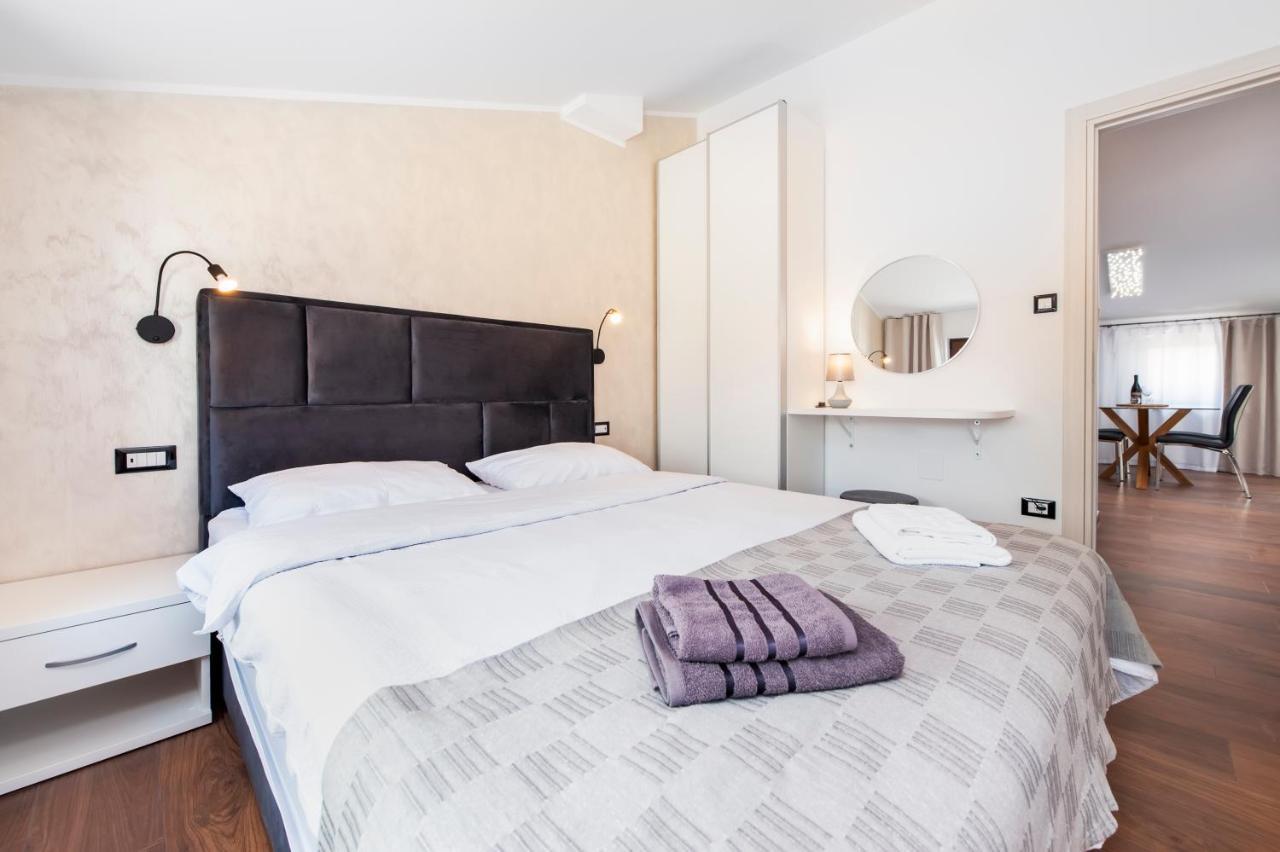 Apartments Sanja-New Renovated Rovinj Kültér fotó